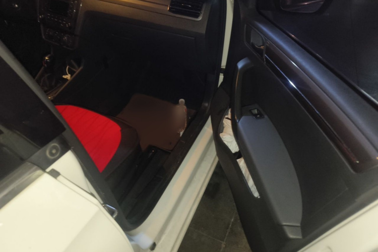 Volkswagen Santana 2018 #27 Volkswagen Santana 2018 car image #27