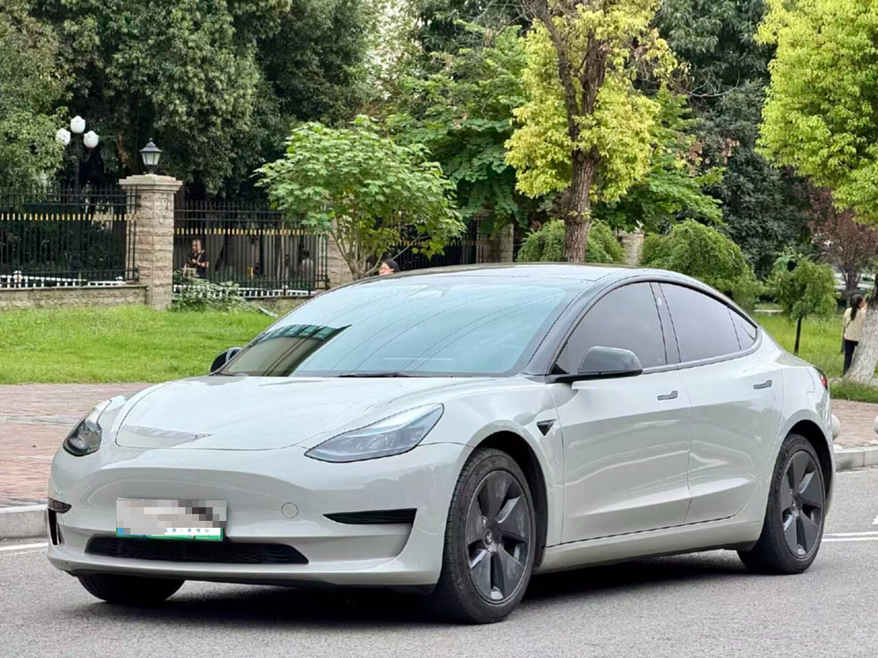 Tesla Model 3 2022 immagine di auto #2