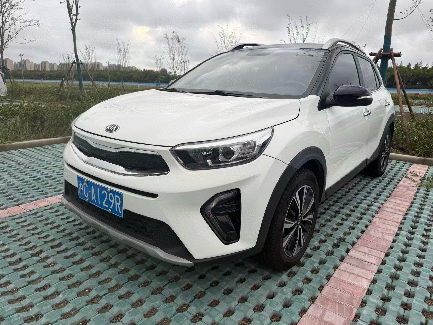 Kia KX1 2020 car image 