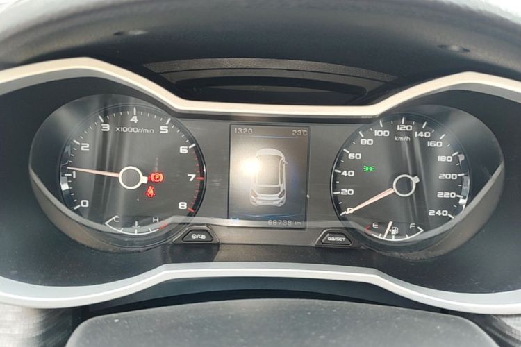 GEELY Emgrand GS 2018 car image #12