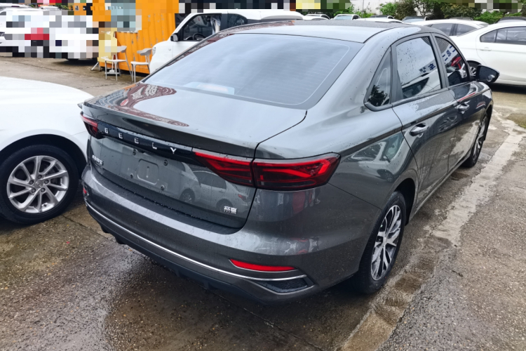 GEELY Emgrand 2024 car image #7
