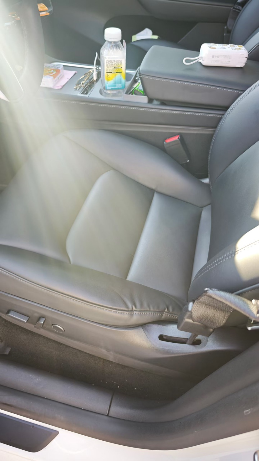 Tesla Model Y 2021 car image #4