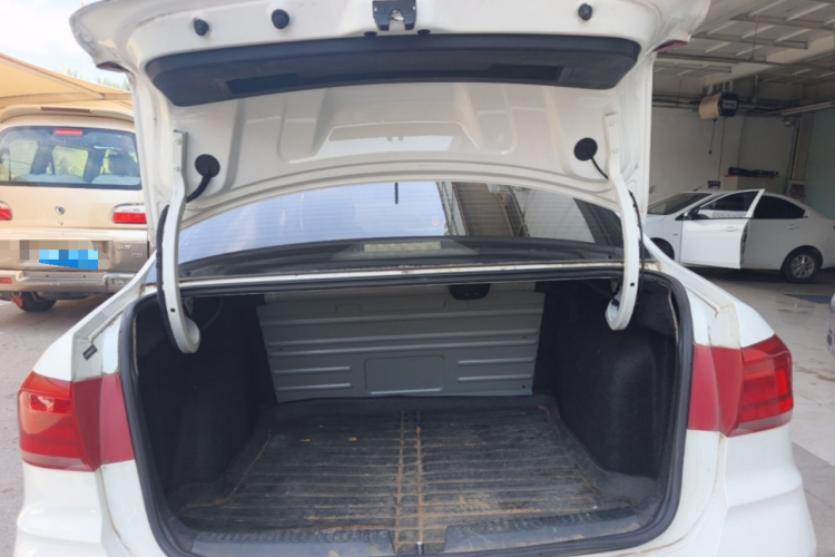 Volkswagen Santana 2017 #19 Volkswagen Santana 2017 car image #19