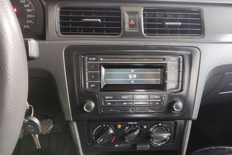Volkswagen Santana 2016 #17 Volkswagen Santana 2016 car image #17