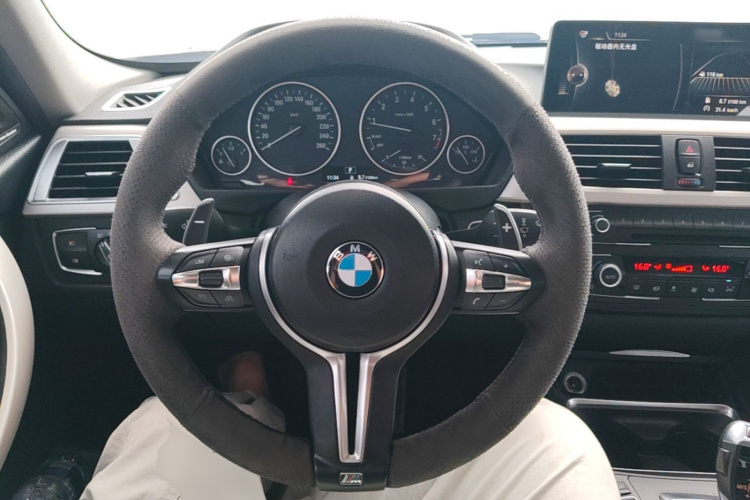 BMW 3 Series 2015 #15 BMW 3 Series 2015 car image #15