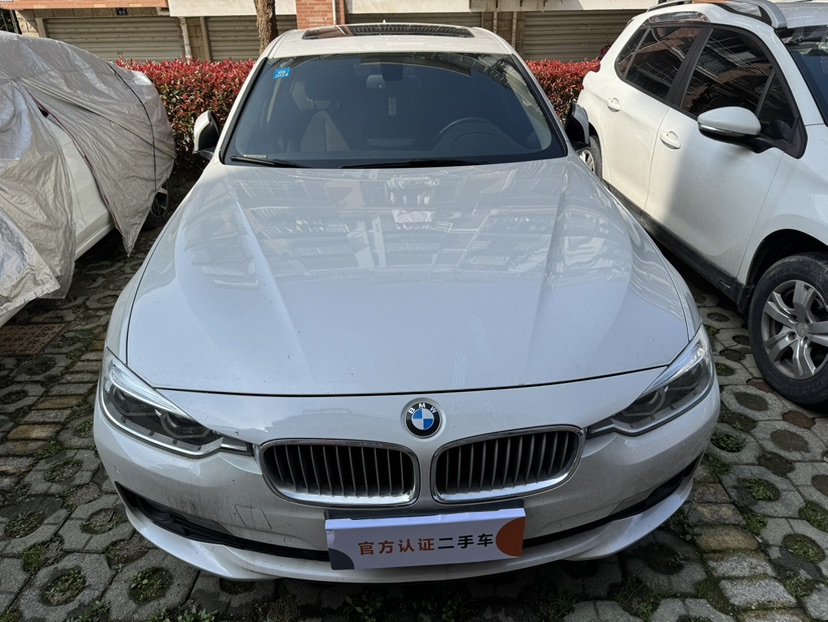 BMW 3 Series 2018 #2 BMW 3 Series 2018 car image #2