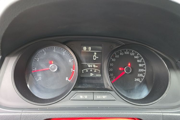 Volkswagen Lavida 2018 car image #12
