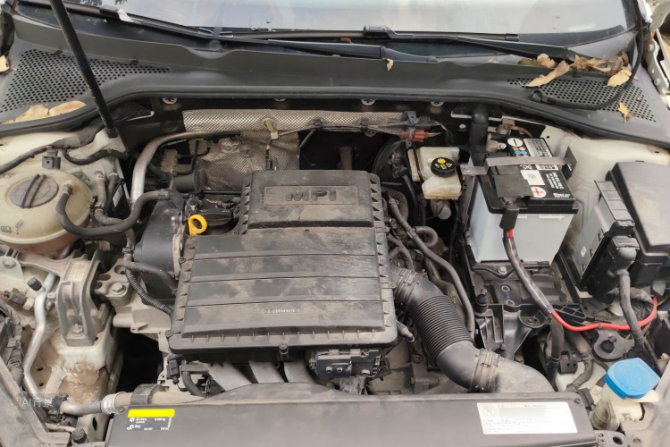 Volkswagen Golf 2018 car image #22