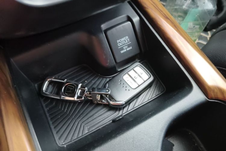 Honda CR-V 2018 #9 Honda CR-V 2018 car image #9