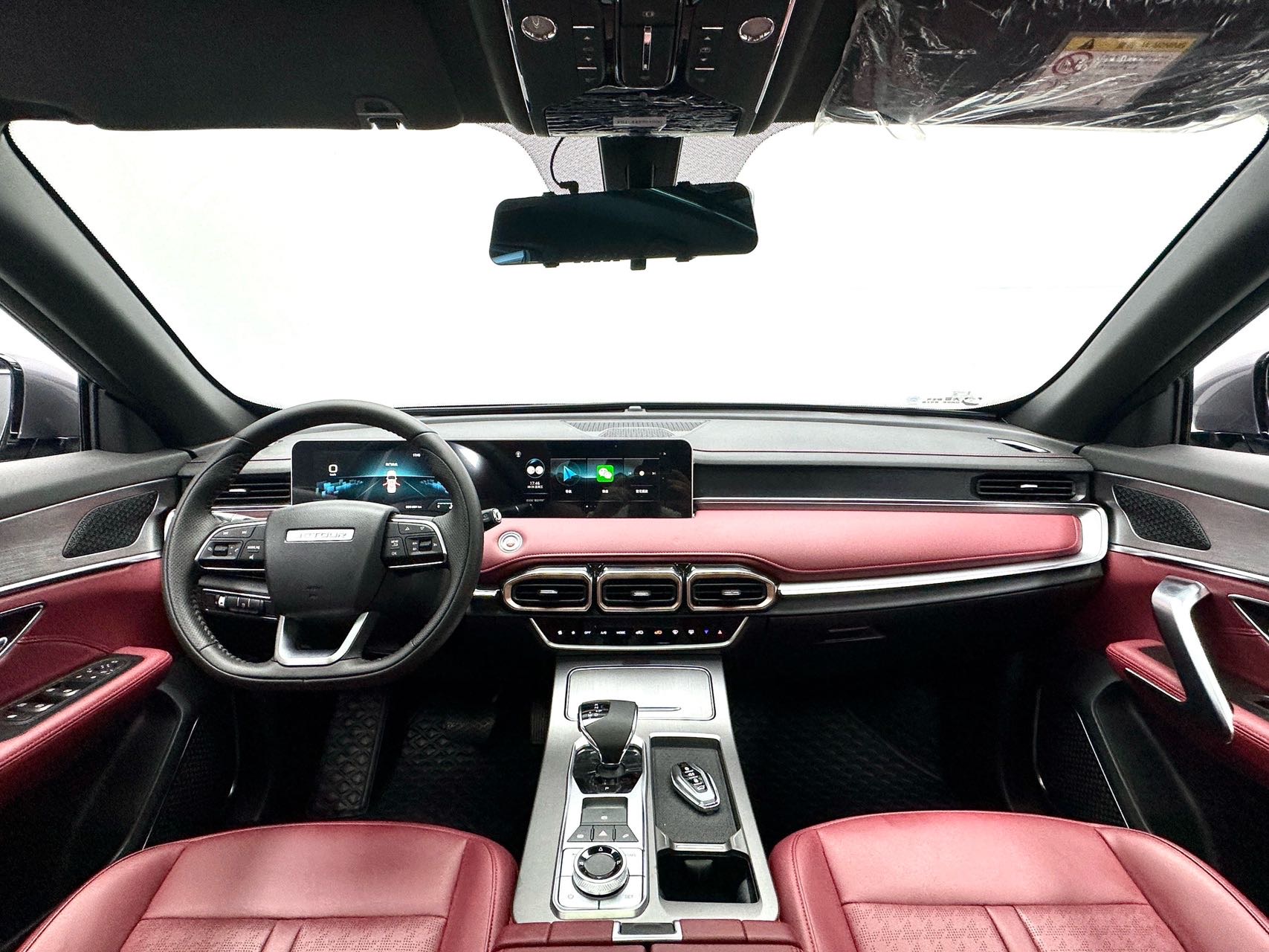 Jetour X70 PLUS 2025 #4 Jetour X70 PLUS 2025 car image #4
