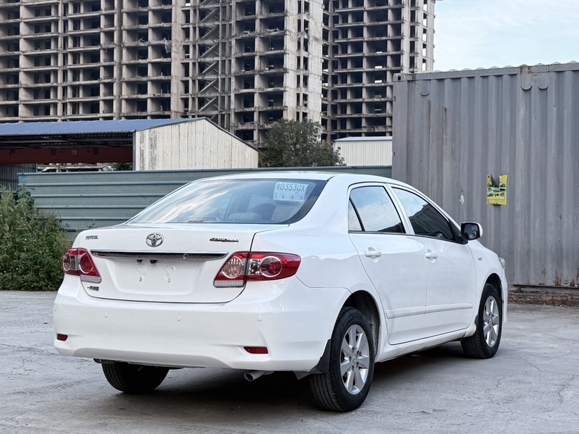 Toyota Corolla 2013 car image #9