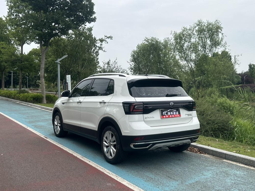 Volkswagen T-Cross 2020 #4 Volkswagen T-Cross 2020 car image #4