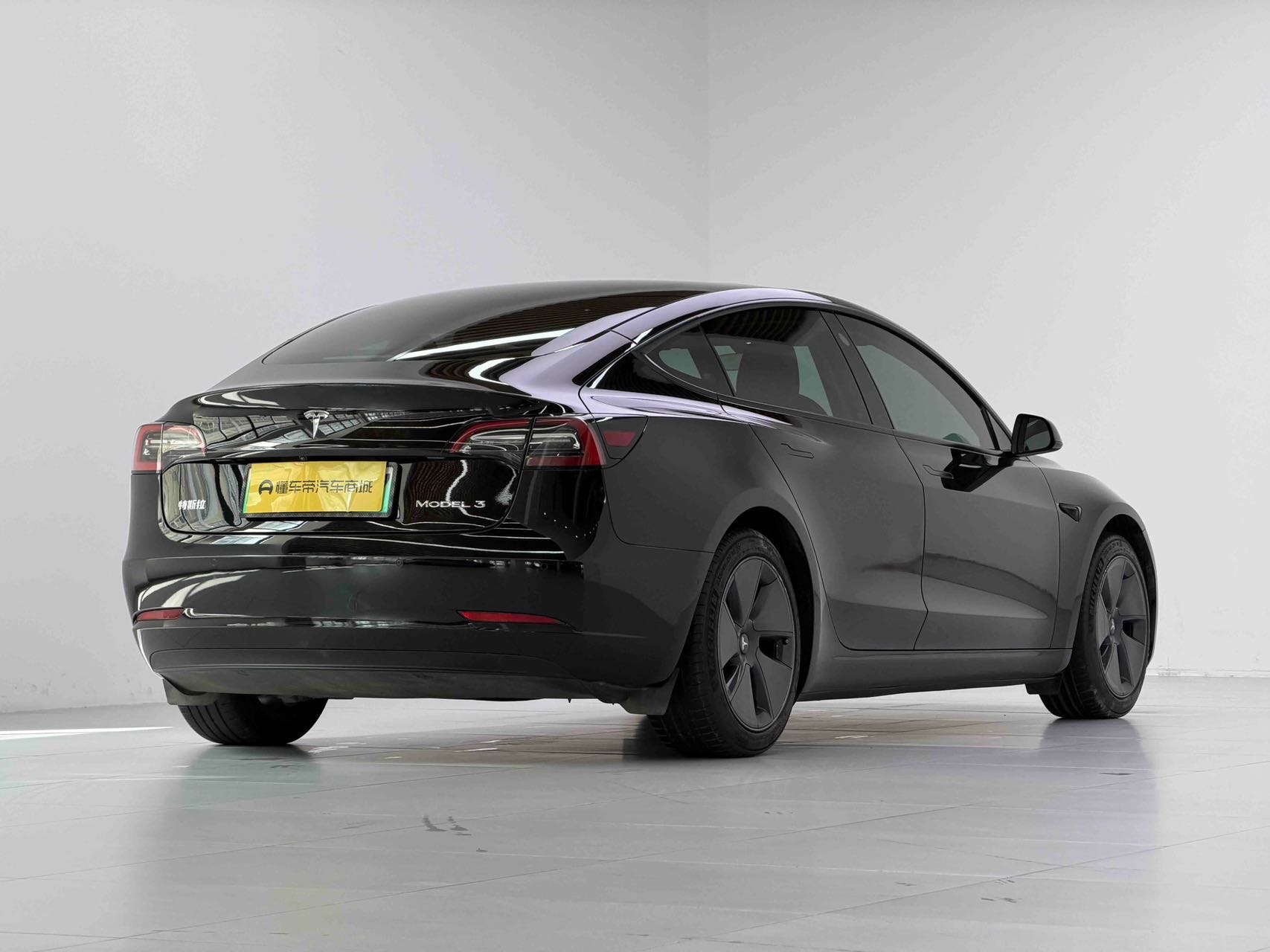 Tesla Model 3 2021 #14 Tesla Model 3 2021 car image #14