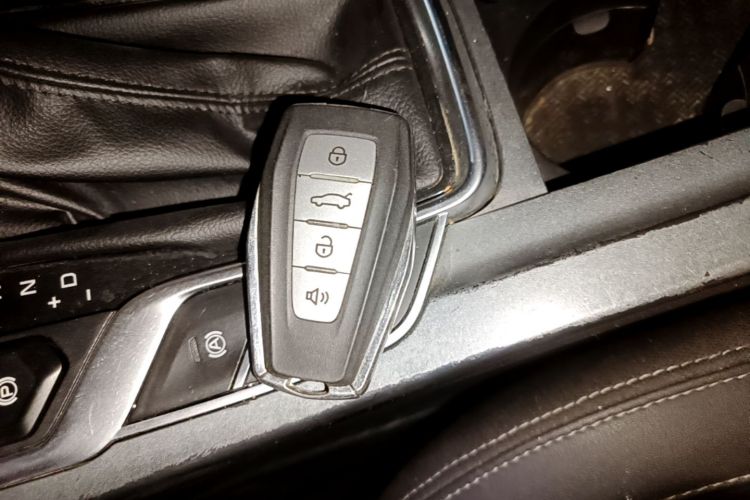GEELY Emgrand 2021 #9 GEELY Emgrand 2021 car image #9