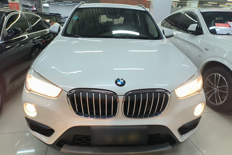 BMW X1 2017 #3 BMW X1 2017 car image #3