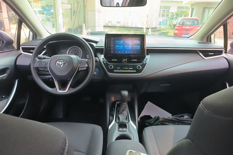 Toyota Corolla 2021 #10 Toyota Corolla 2021 صورة سيارة #10