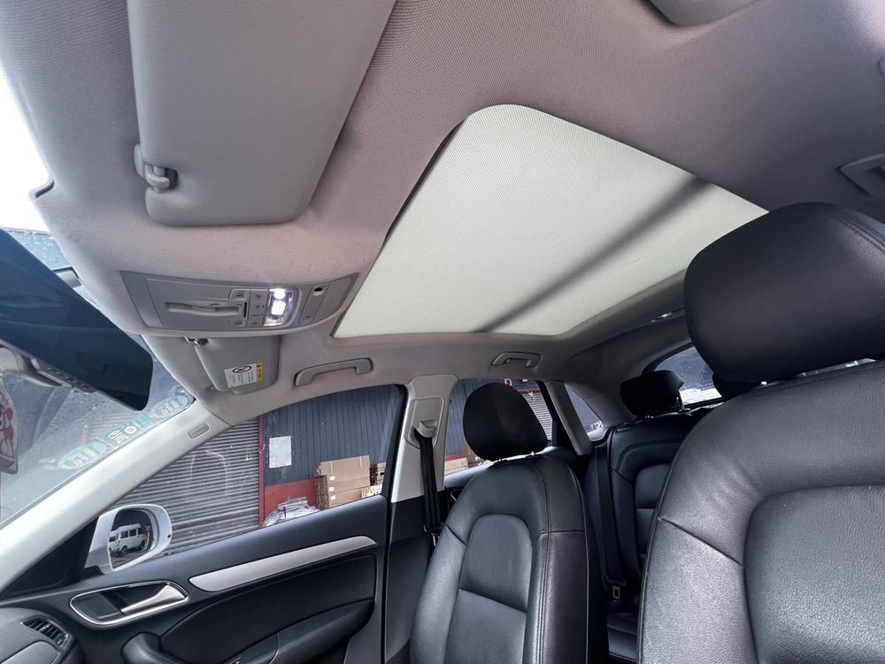 Audi Q3 2014 car image #14