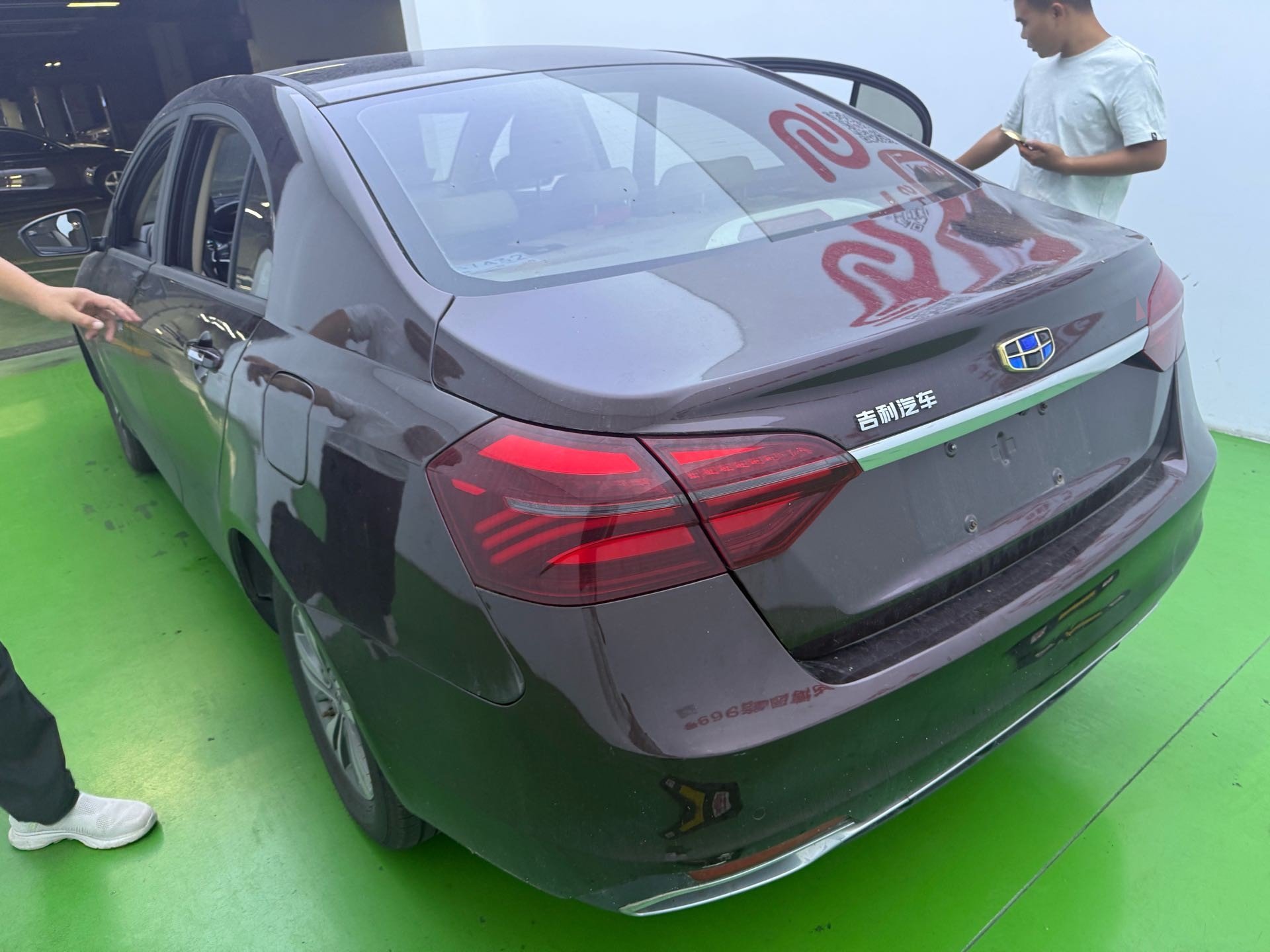 GEELY Emgrand 2018 #10 GEELY Emgrand 2018 صورة سيارة #10