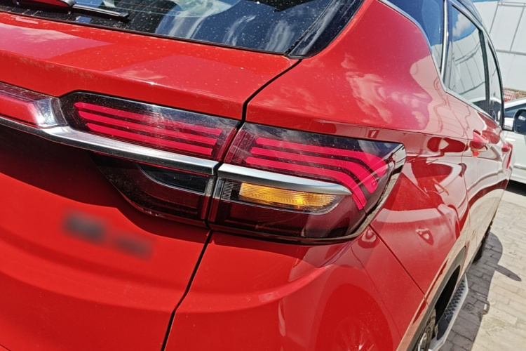 GEELY Coolray 2021 car image #8