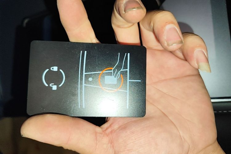 Tesla Model 3 2021 car image #9
