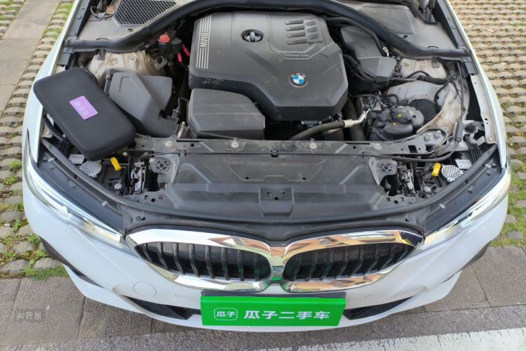 BMW 3 Series 2021 car image #22