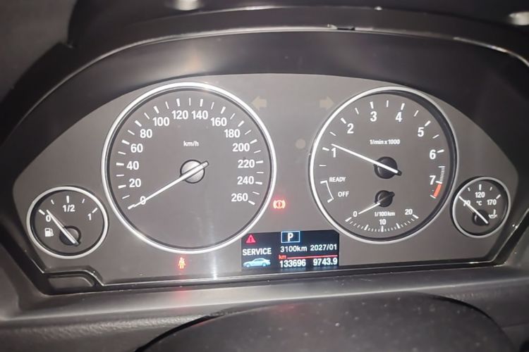 BMW 3 Series 2017 #13 BMW 3 Series 2017 car image #13