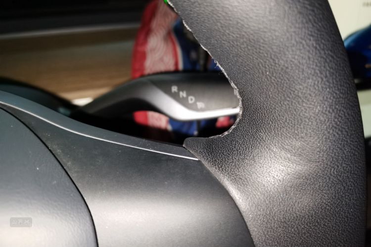 Tesla Model Y 2022 #16 Tesla Model Y 2022 car image #16