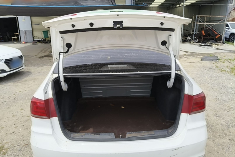 Volkswagen Santana 2021 car image #19