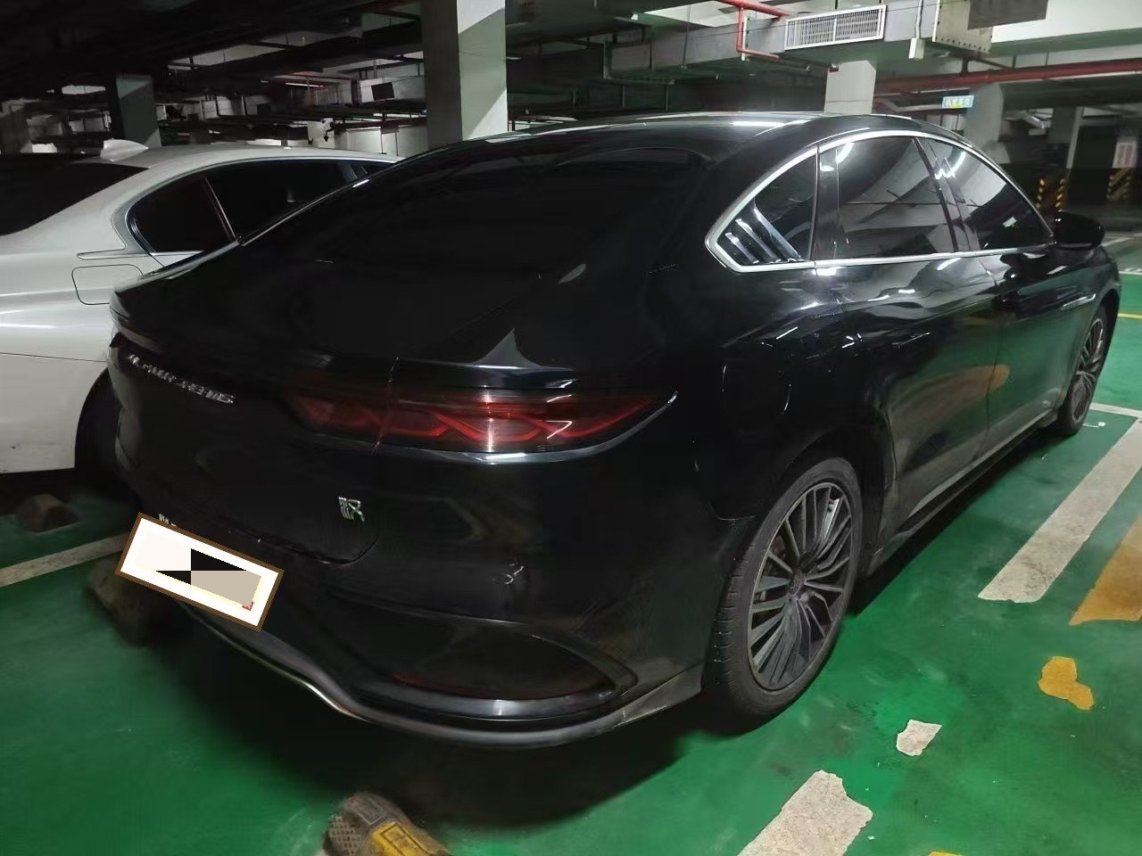 BYD Han 2023 car image #3