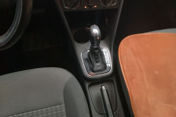 Volkswagen Polo 2017 #18 Volkswagen Polo 2017 car image #18