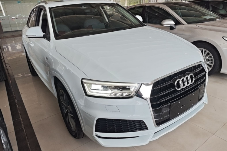 Audi Q3 2019 #4 Audi Q3 2019 car image #4