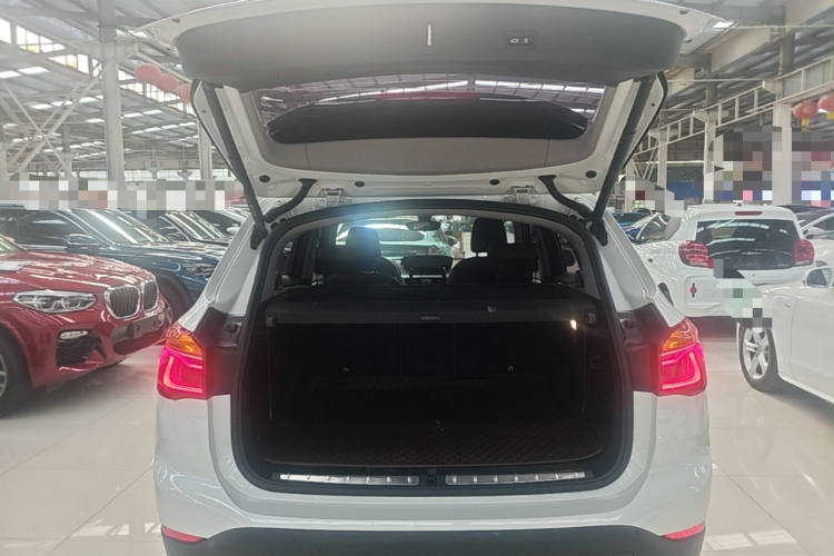 BMW X1 2018 #19 BMW X1 2018 car image #19