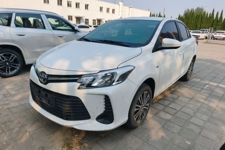 Toyota Vios 2021 صورة سيارة #2