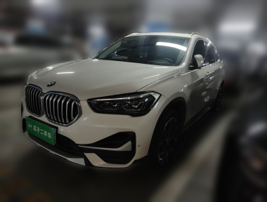 BMW X1 2020 BMW X1 2020 car image