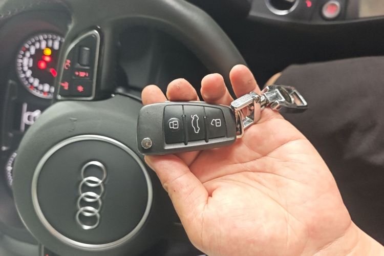 Audi Q3 2019 #9 Audi Q3 2019 car image #9