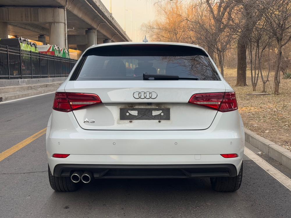 Audi A3 2018 car image #6