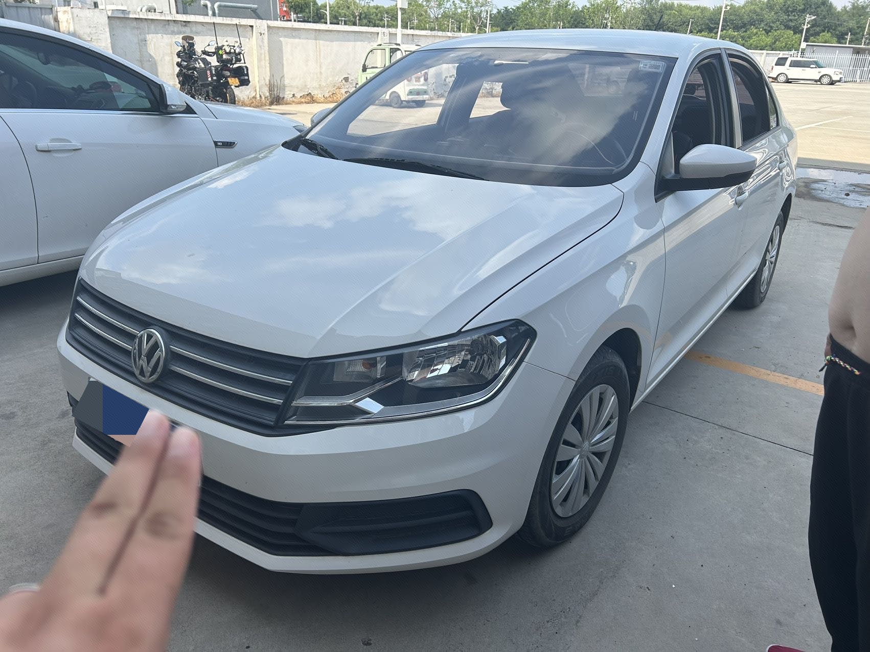Volkswagen Santana 2022 car image 