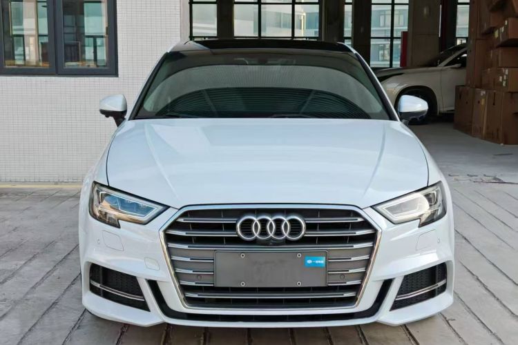 Audi A3 2020 car image #3
