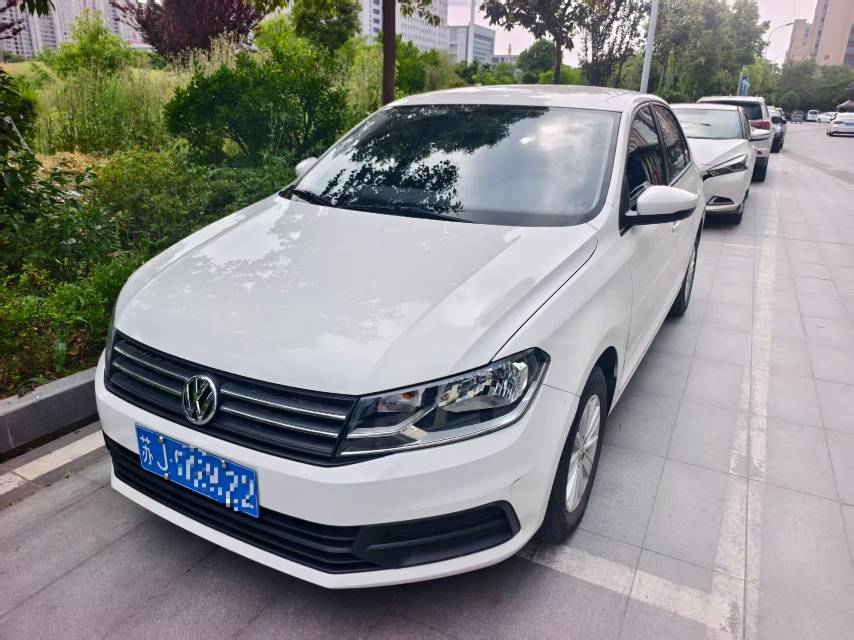 2021 immagine di auto 