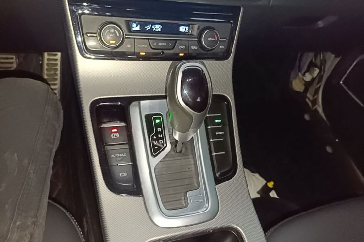 GEELY Emgrand GS 2018 #14 GEELY Emgrand GS 2018 car image #14
