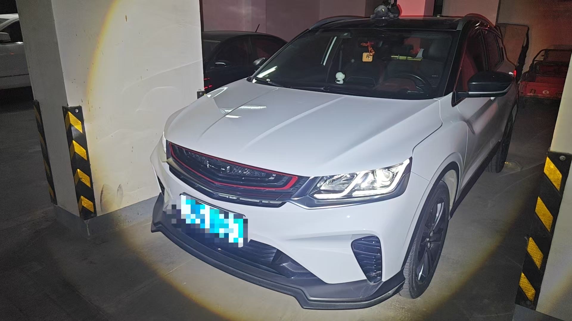 GEELY Coolray 2021 GEELY Coolray 2021 car image