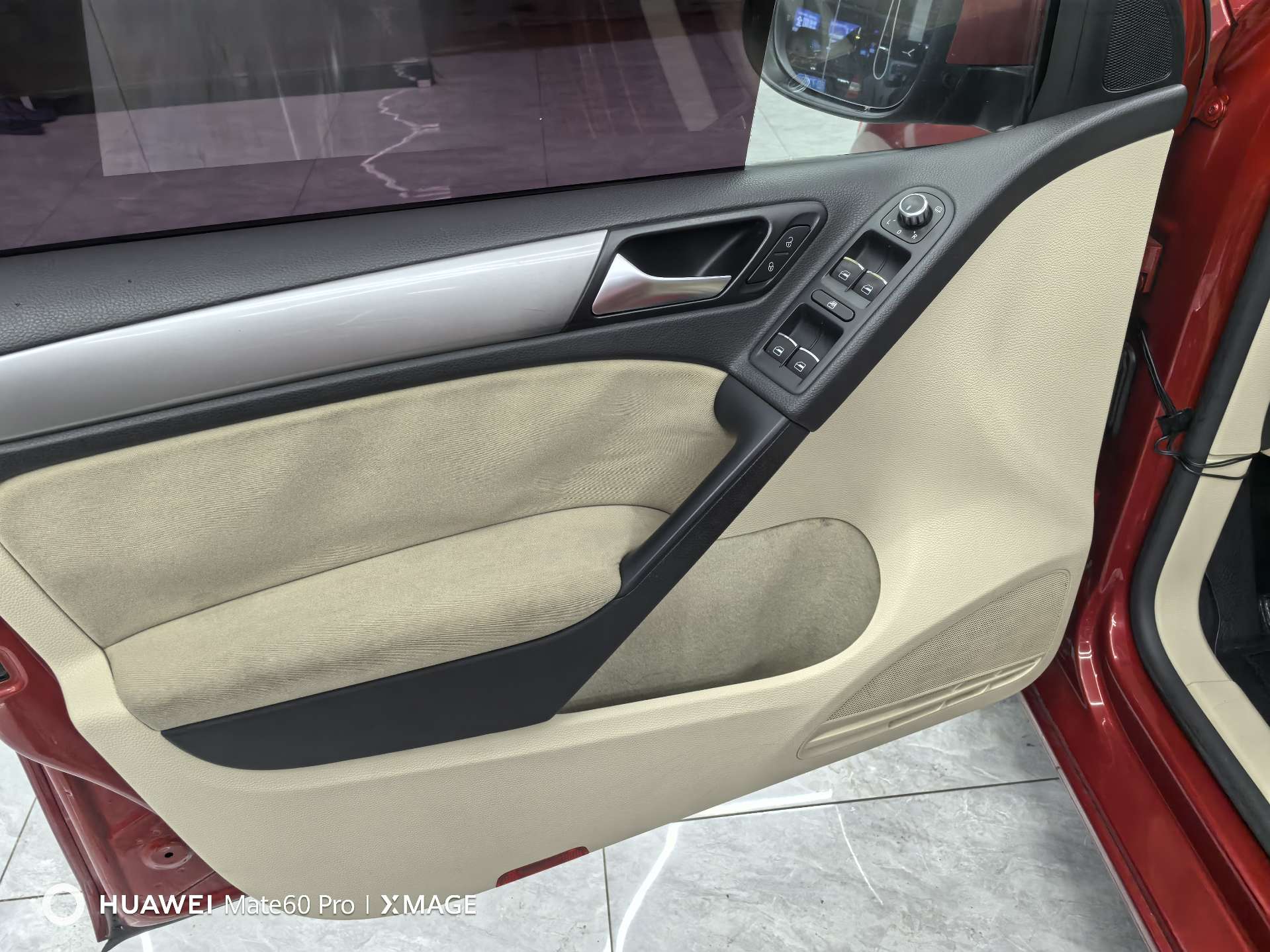 Volkswagen Golf 2013 car image #4
