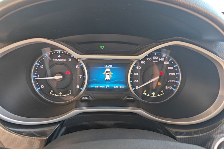 GEELY Emgrand 2017 #12 GEELY Emgrand 2017 car image #12