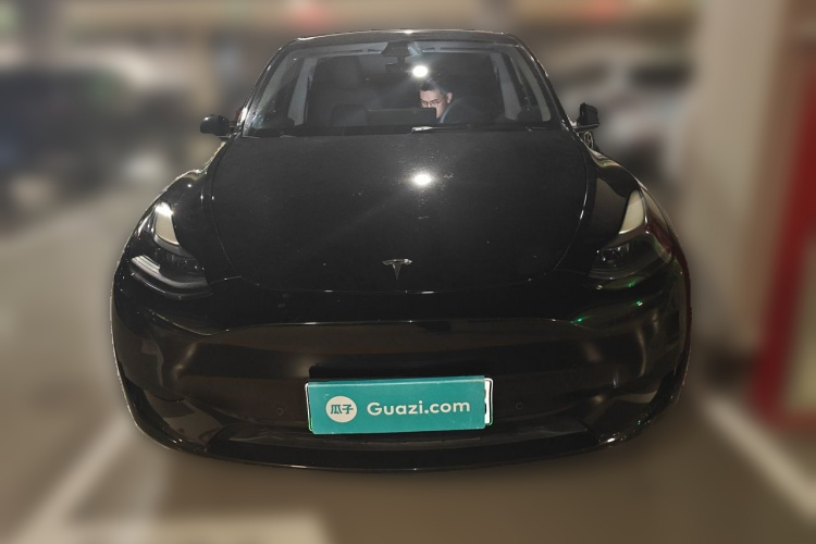 Tesla Model Y 2022 car image #3