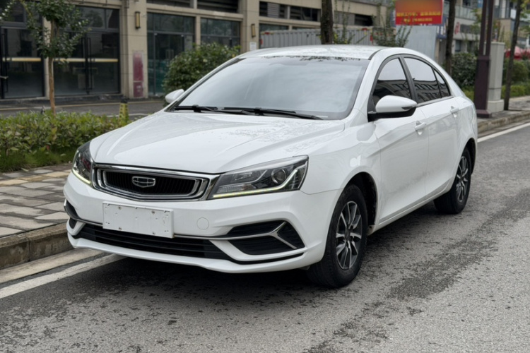 GEELY Emgrand 2019 #2 GEELY Emgrand 2019 car image #2