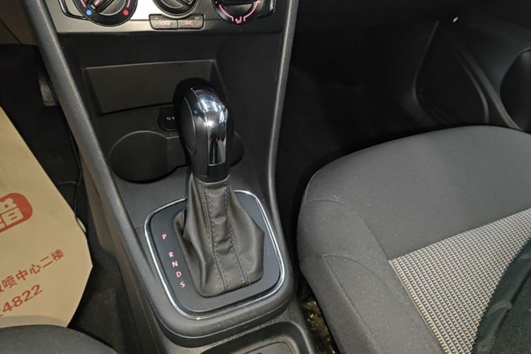 Volkswagen Polo 2019 #19 Volkswagen Polo 2019 car image #19