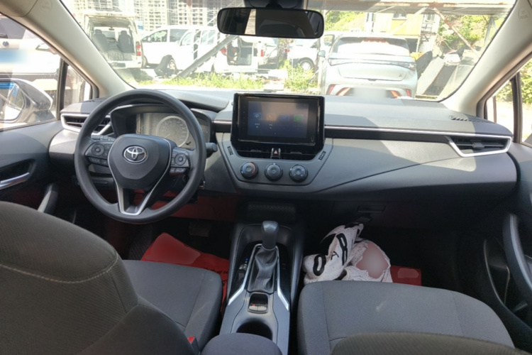 Toyota Corolla 2023 car image #10
