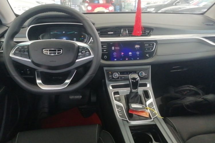 GEELY Emgrand 2020 #10 GEELY Emgrand 2020 car image #10