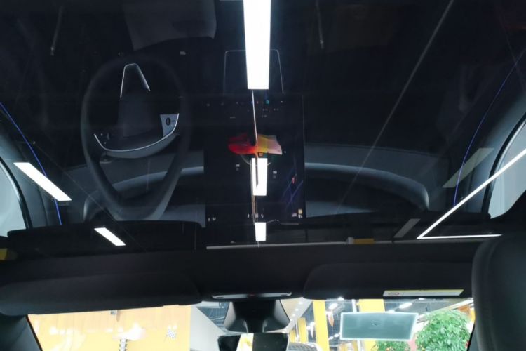 Tesla Model Y 2026 car image #18