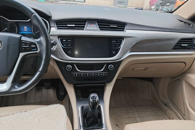 GEELY Emgrand 2017 #18 GEELY Emgrand 2017 car image #18